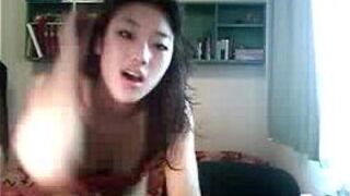 Sexy cutie on cam porn video